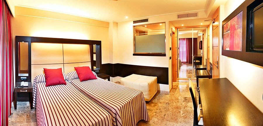 Mll Mediterranean Bay - Adults Only Эл Аренал Экстерьер фото